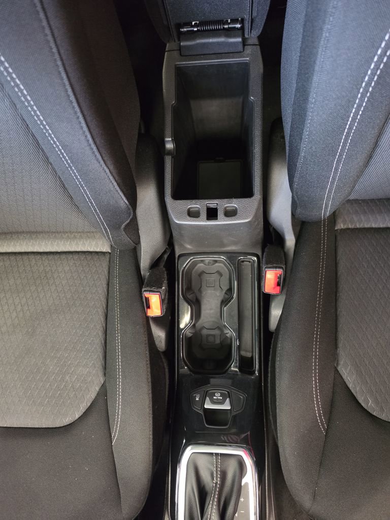 Used 2021 Jeep Renegade Latitude w/ Sun & Sound Group FWD image 34