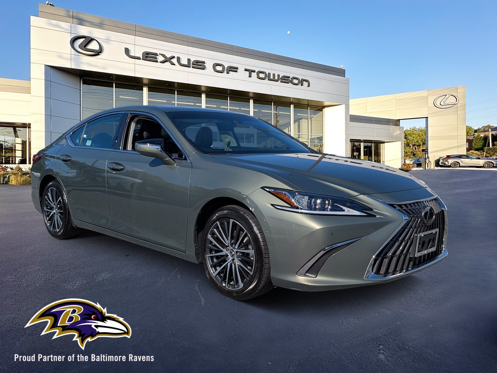 Certified 2025 Lexus ES 350 w/ Premium Package FWD image 1