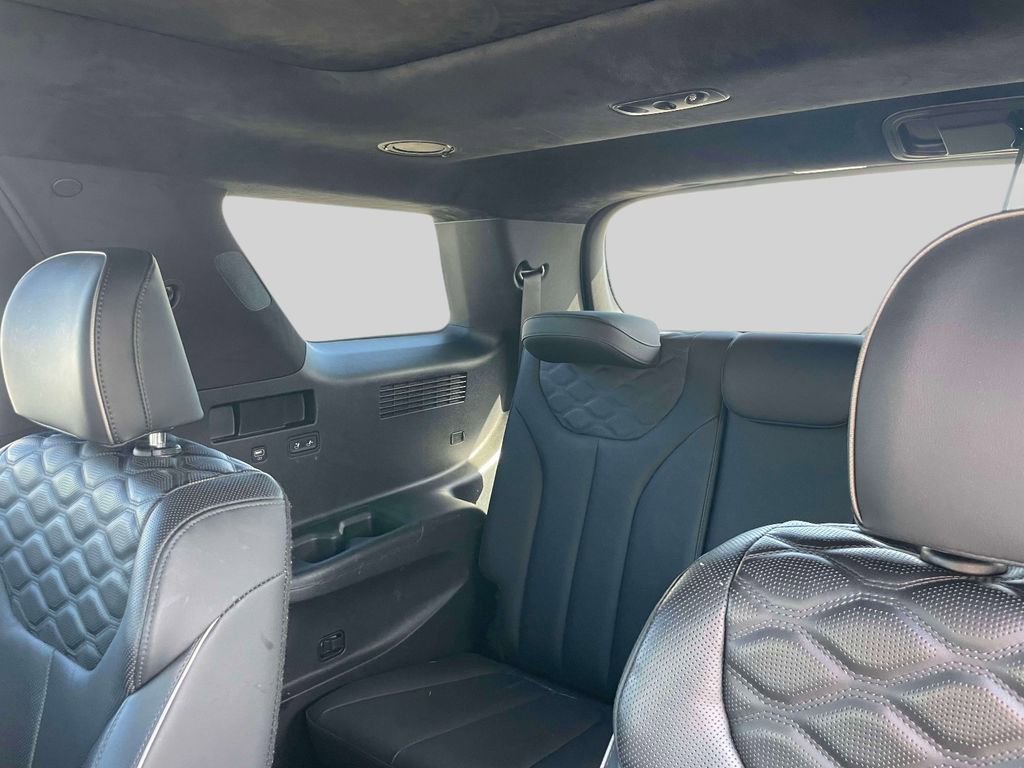 Used 2022 Hyundai Palisade Calligraphy image 13