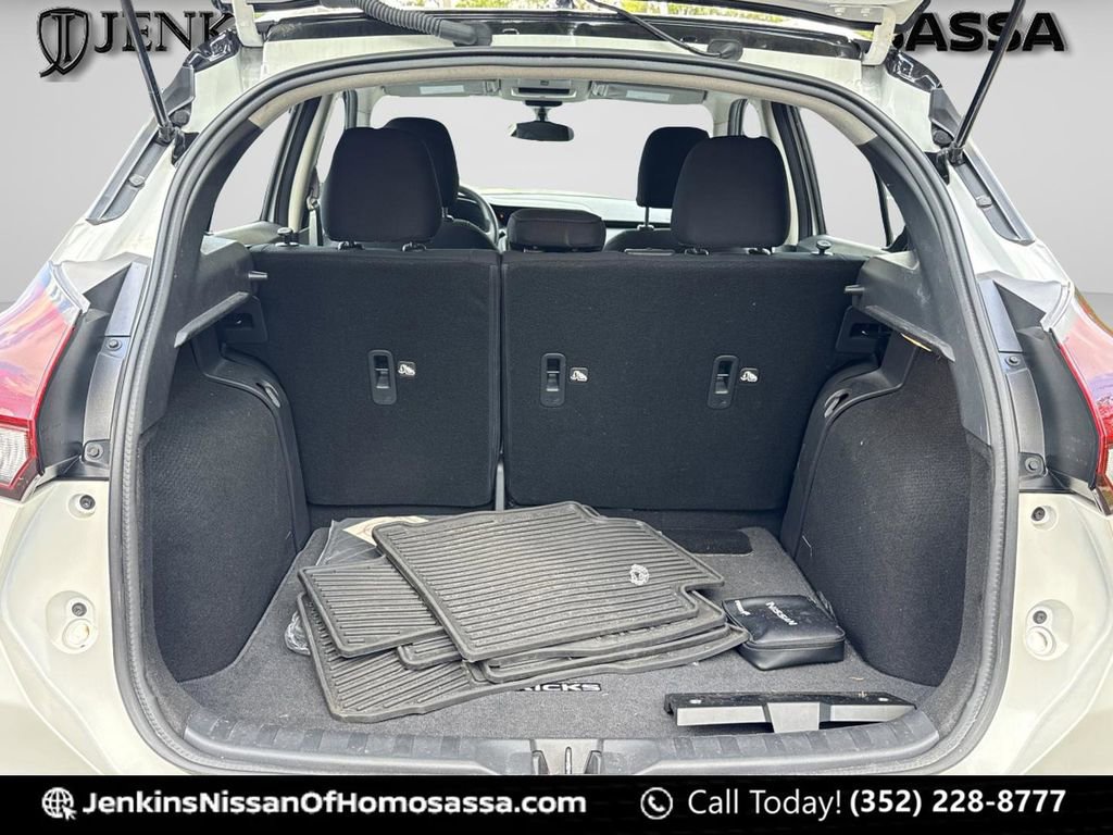 Certified 2024 Nissan Kicks SV image 21