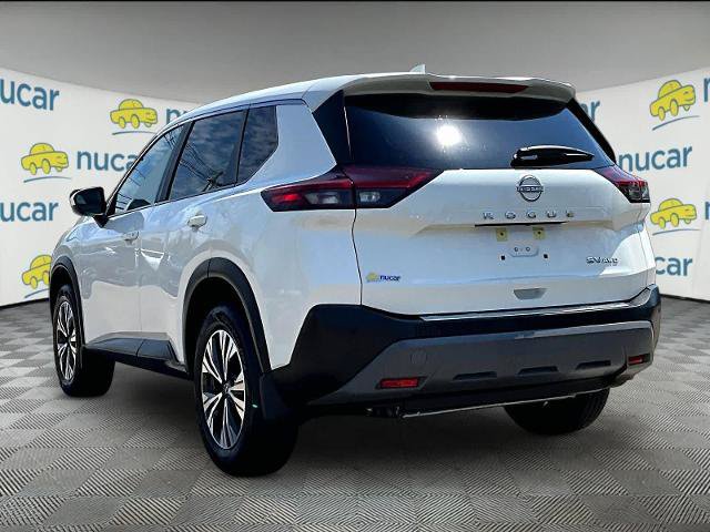 Used 2023 Nissan Rogue SV AWD/4WD image 4