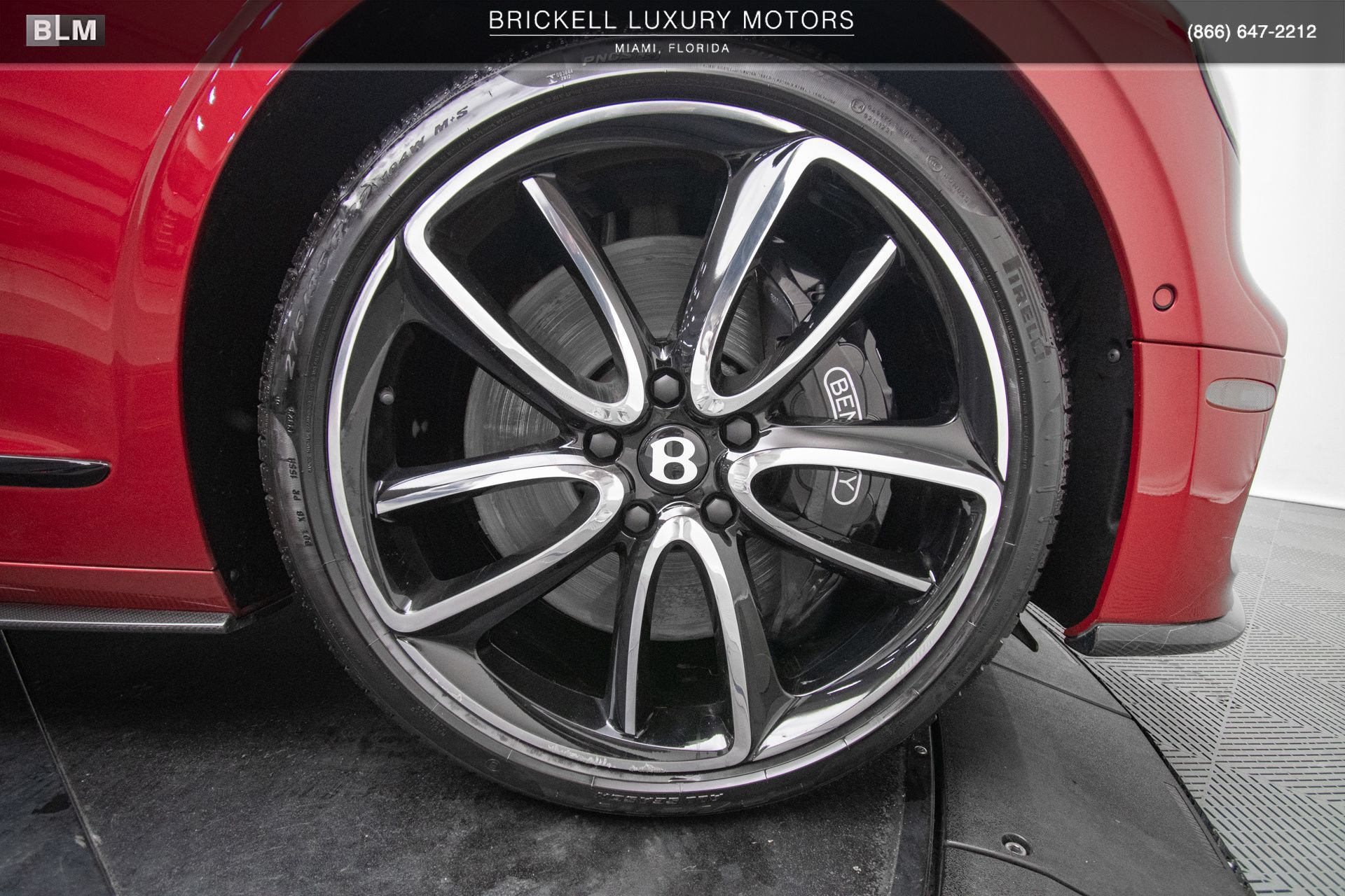 Used 2024 Bentley Flying Spur V8 AWD/4WD image 45