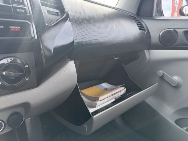 Used 2013 Toyota Tacoma 2WD Regular Cab image 19