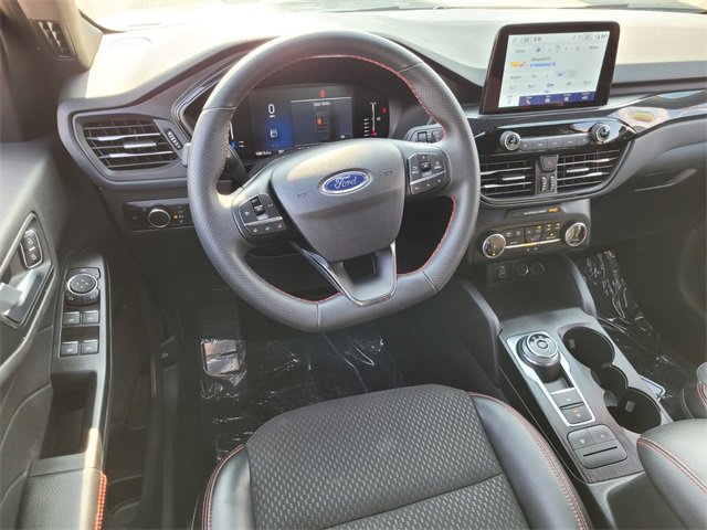 Used 2024 Ford Escape ST-Line image 7