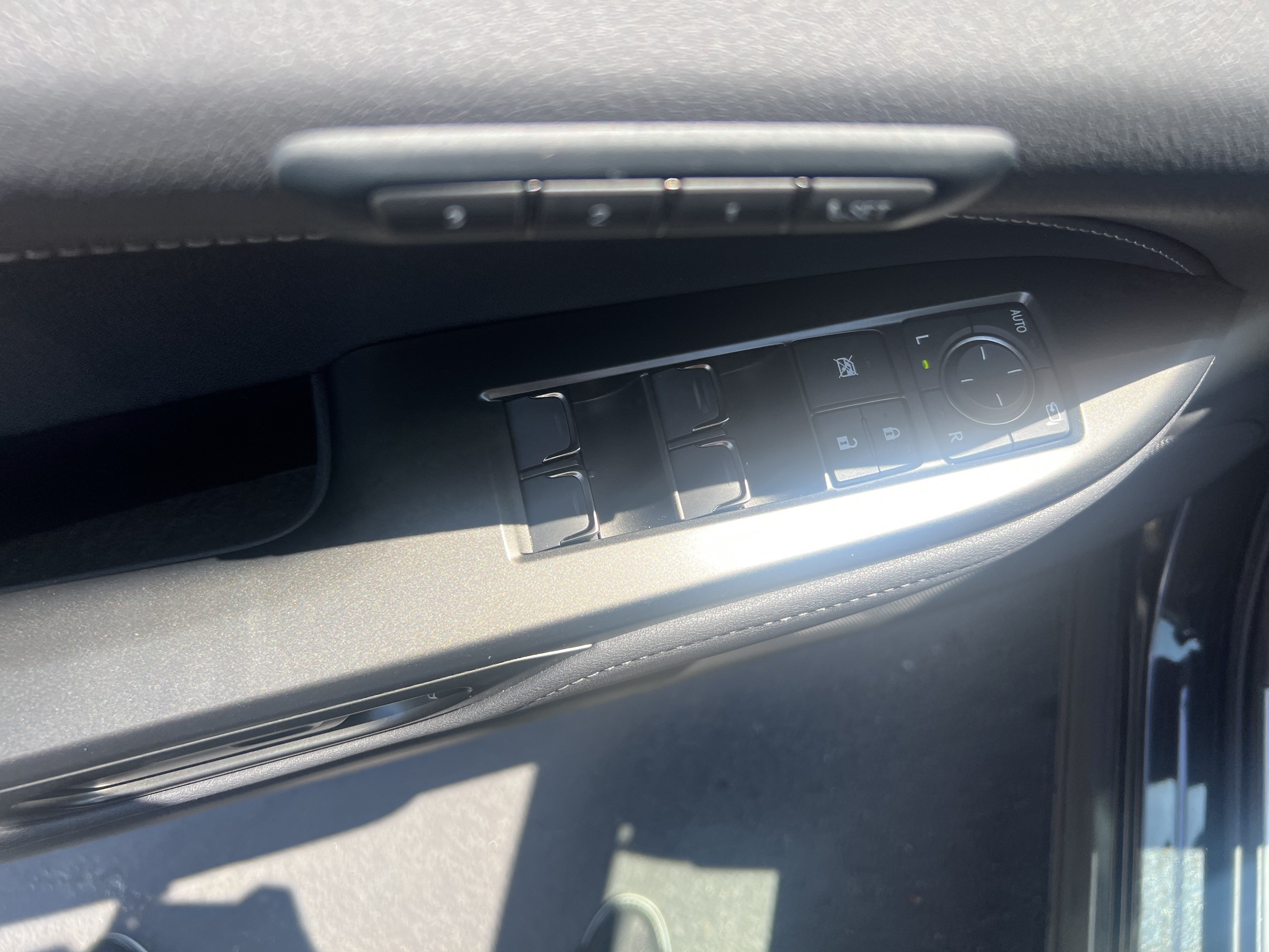Certified 2025 Lexus NX 350 AWD w/ Accessory Package (2T) image 15