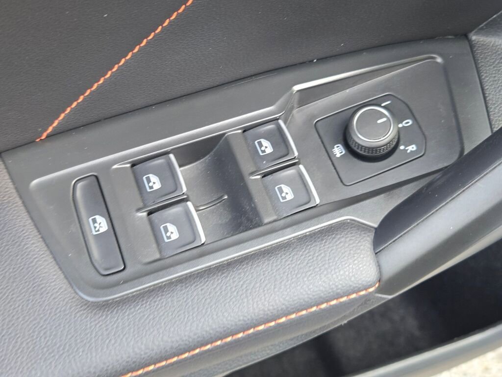 Used 2024 Volkswagen Tiguan Wolfsburg Edition FWD image 23