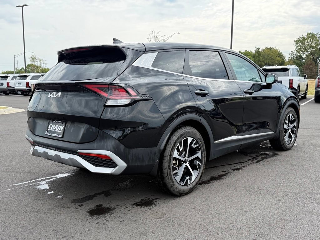 Used 2024 Kia Sportage EX FWD image 5