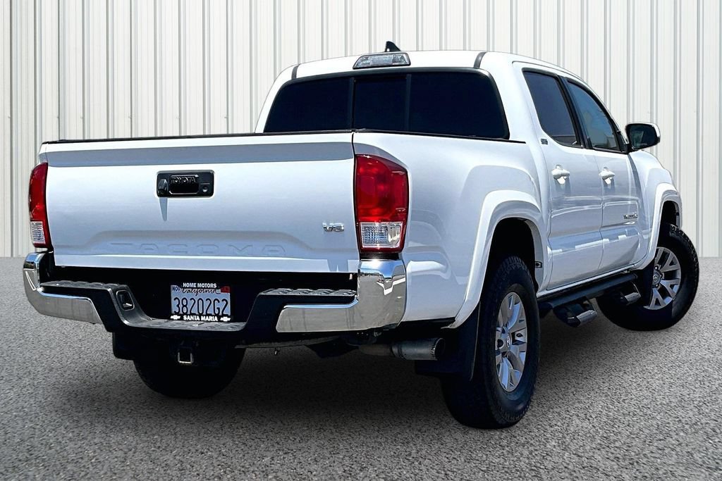 Used 2017 Toyota Tacoma SR5 w/ Tow Package RWD image 23