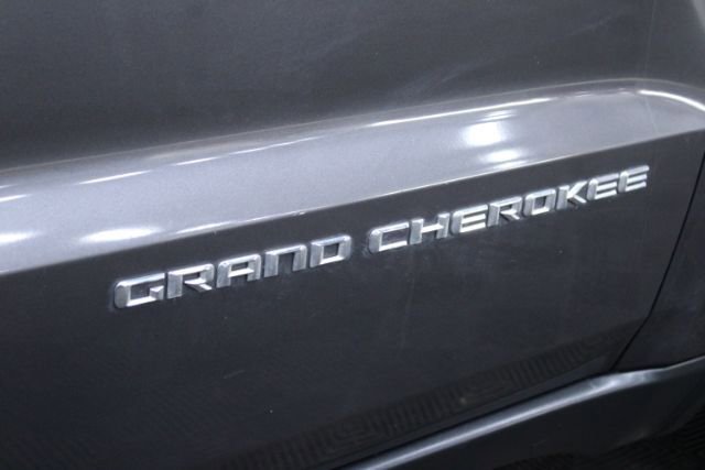 Used 2016 Jeep Grand Cherokee Laredo w/ Quick Order Package 23E RWD image 5