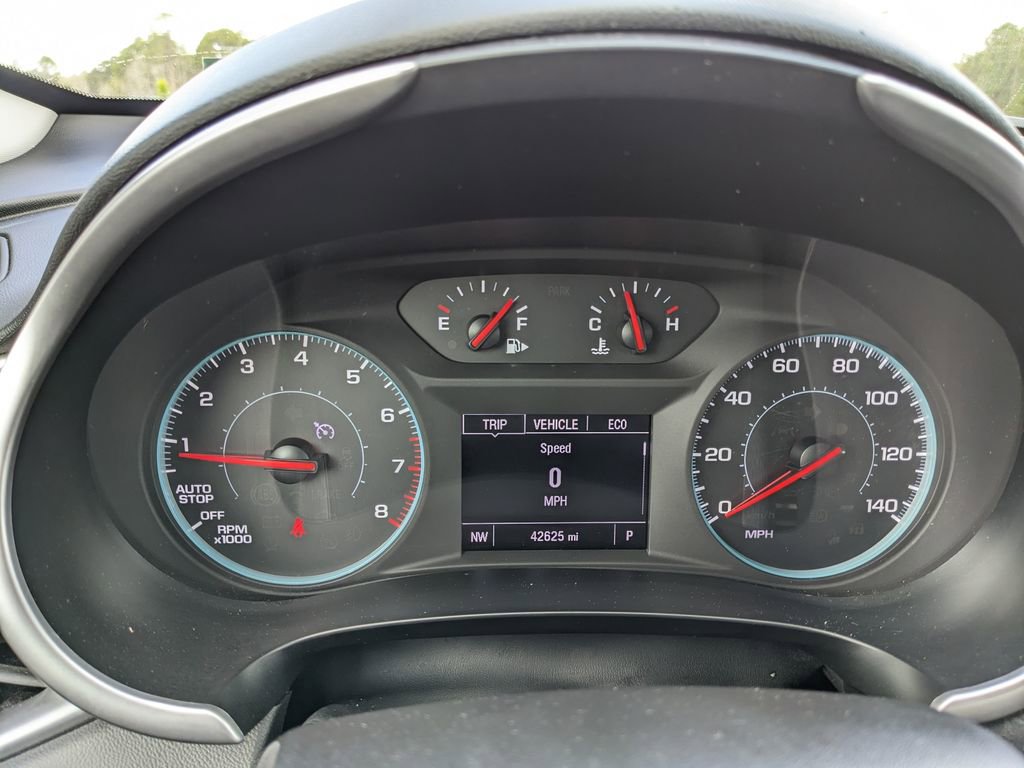 Used 2025 Chevrolet Malibu LT image 24