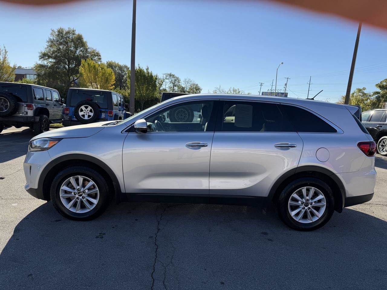 Used 2020 Kia Sorento L FWD image 6