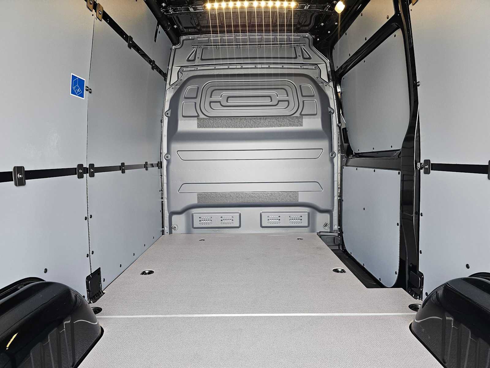 New 2026 Mercedes-Benz Sprinter 2500 image 17