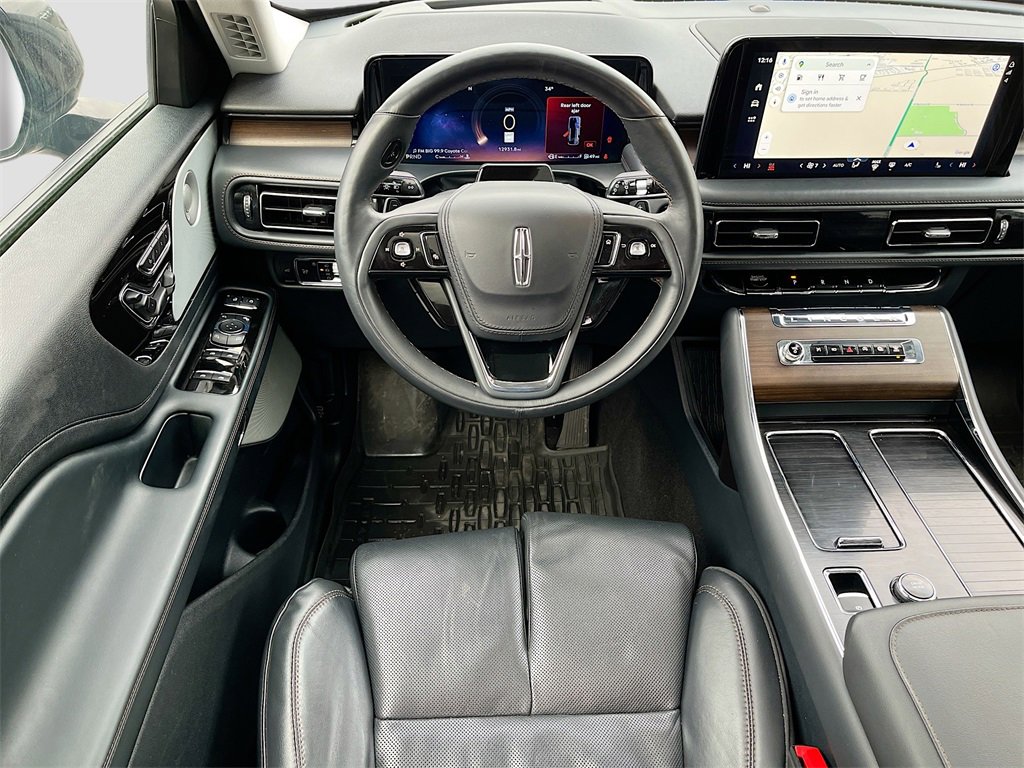 Used 2025 Lincoln Aviator Reserve w/ Equipment Group 201A image 23