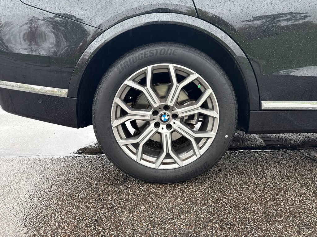 Used 2023 BMW X7 xDrive40i image 26