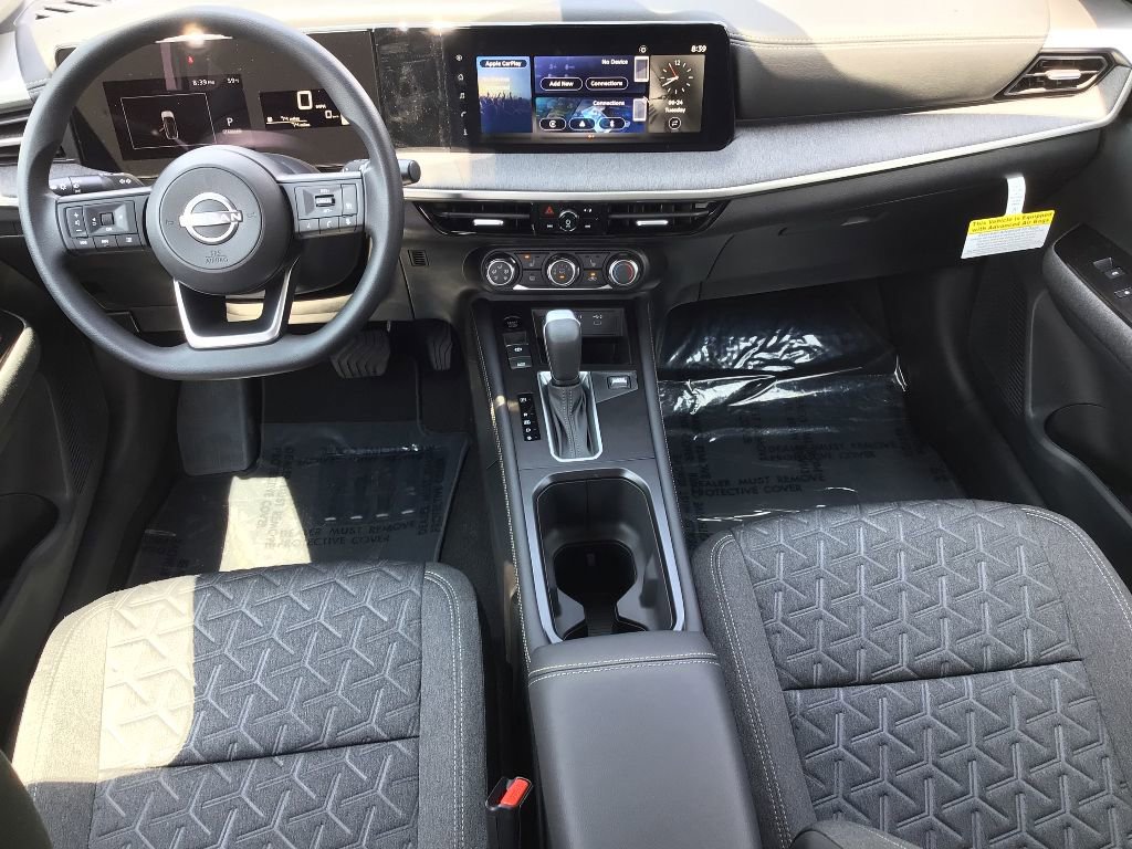 New 2025 Nissan Kicks SV w/ SV Premium Package image 17