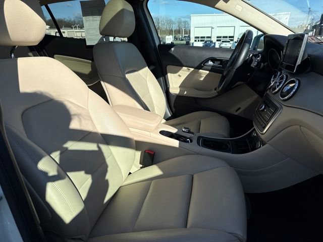 Used 2017 Mercedes-Benz GLA 250 4MATIC image 13