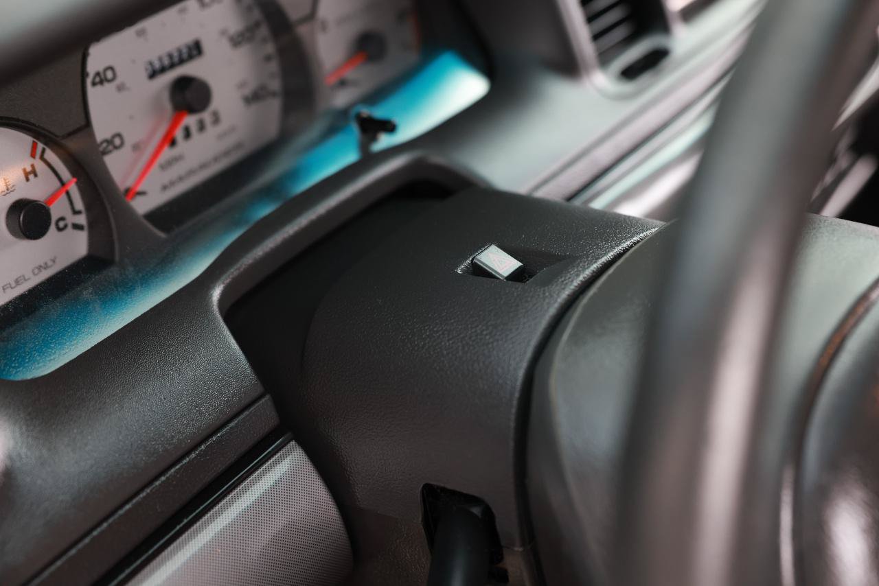 Used 2003 Mercury Marauder RWD image 36