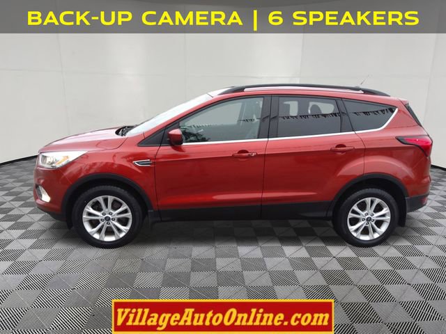 Used 2019 Ford Escape SEL image 9