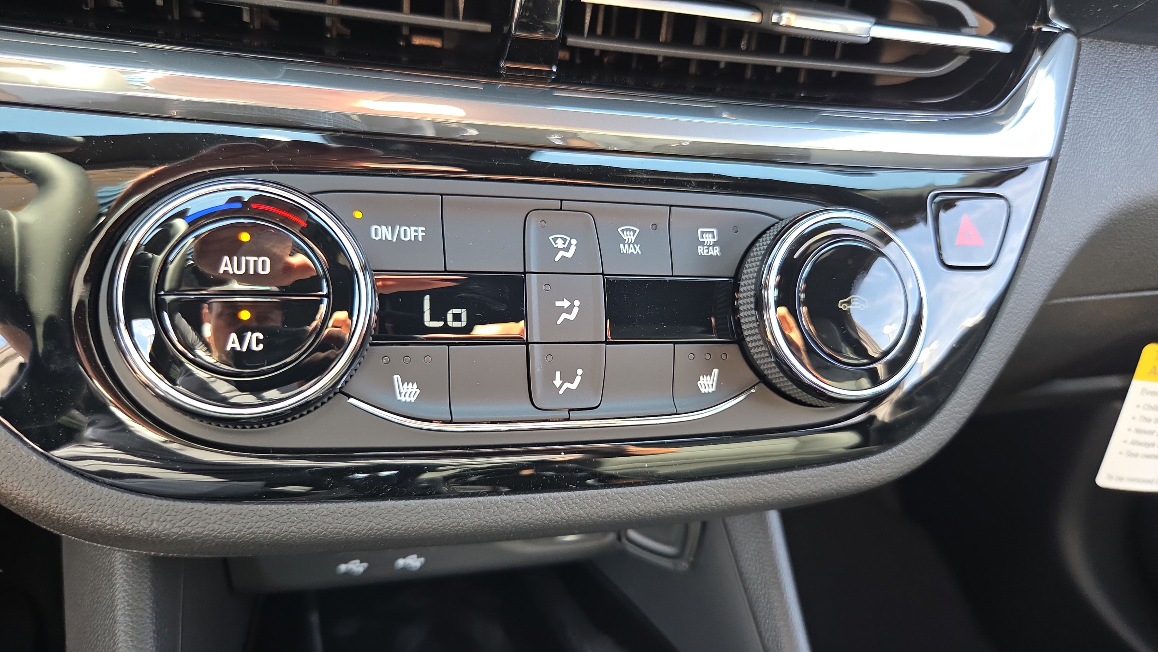 New 2026 Buick Envista Sport Touring w/ Convenience I Package FWD image 20