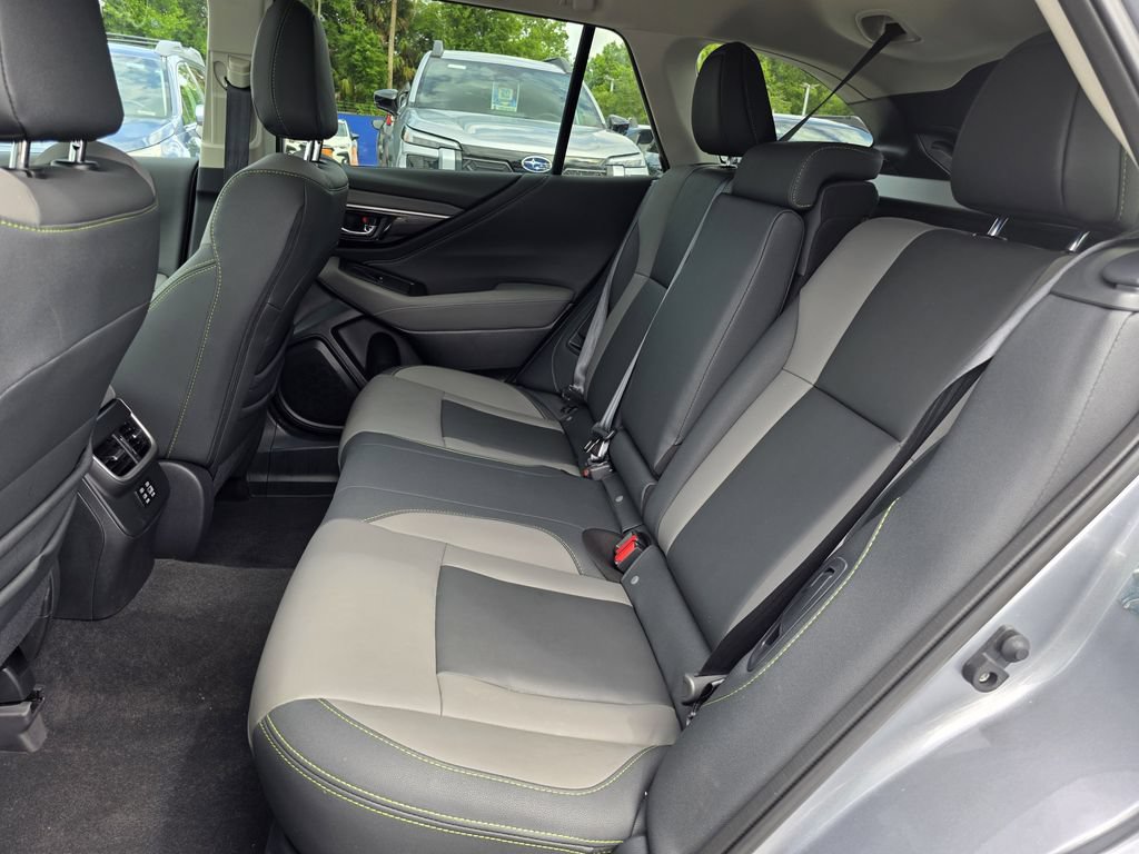 Used 2025 Subaru Outback Onyx Edition AWD/4WD image 16