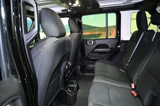 Used 2021 Jeep Wrangler Unlimited Sahara image 48