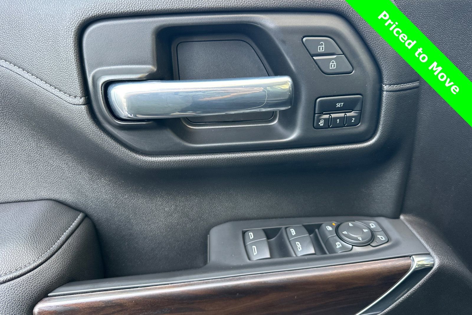 Used 2021 GMC Sierra 1500 SLT w/ SLT Premium Package image 12