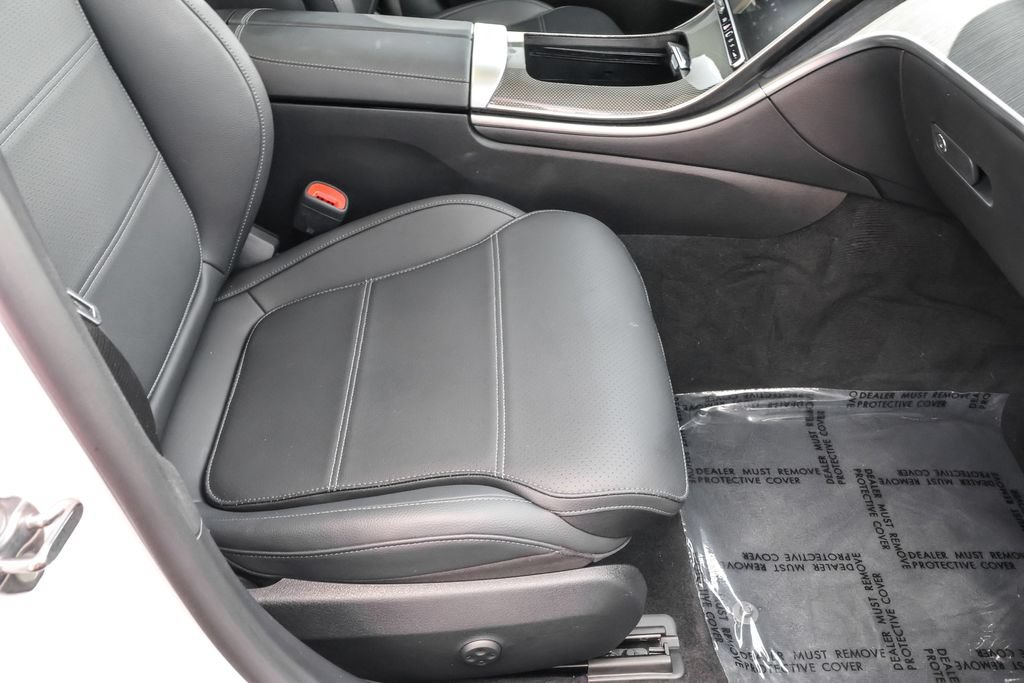 Used 2023 Mercedes-Benz C 300 4MATIC Sedan image 37