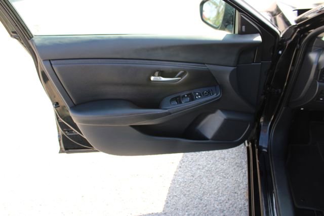 Used 2022 Nissan Sentra S w/ Electronics Package FWD image 12