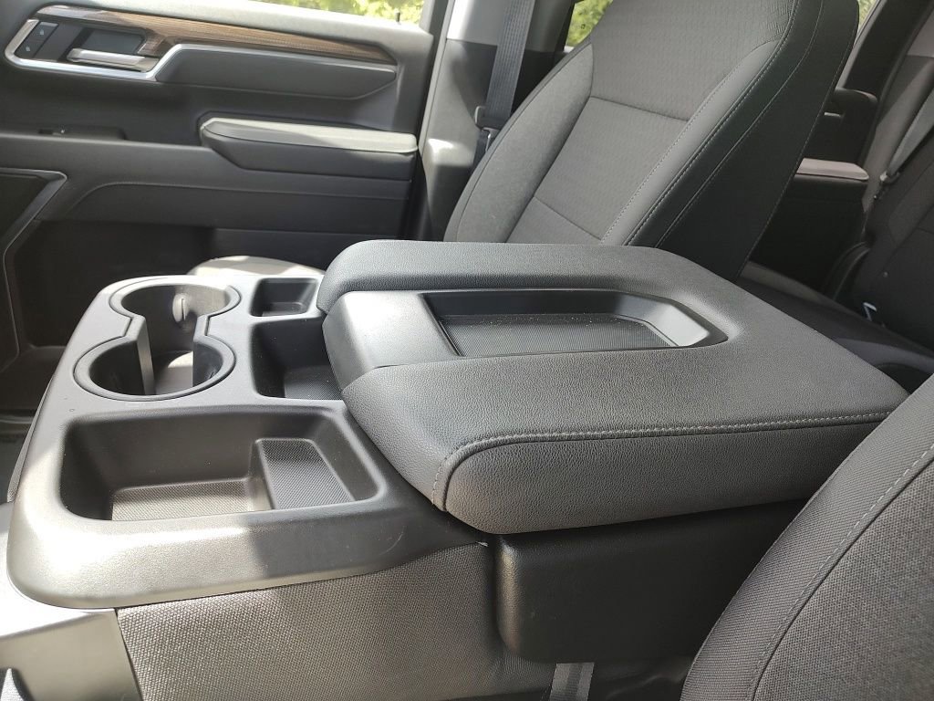Used 2025 Chevrolet Silverado 2500 LT w/ Convenience Package AWD/4WD image 34