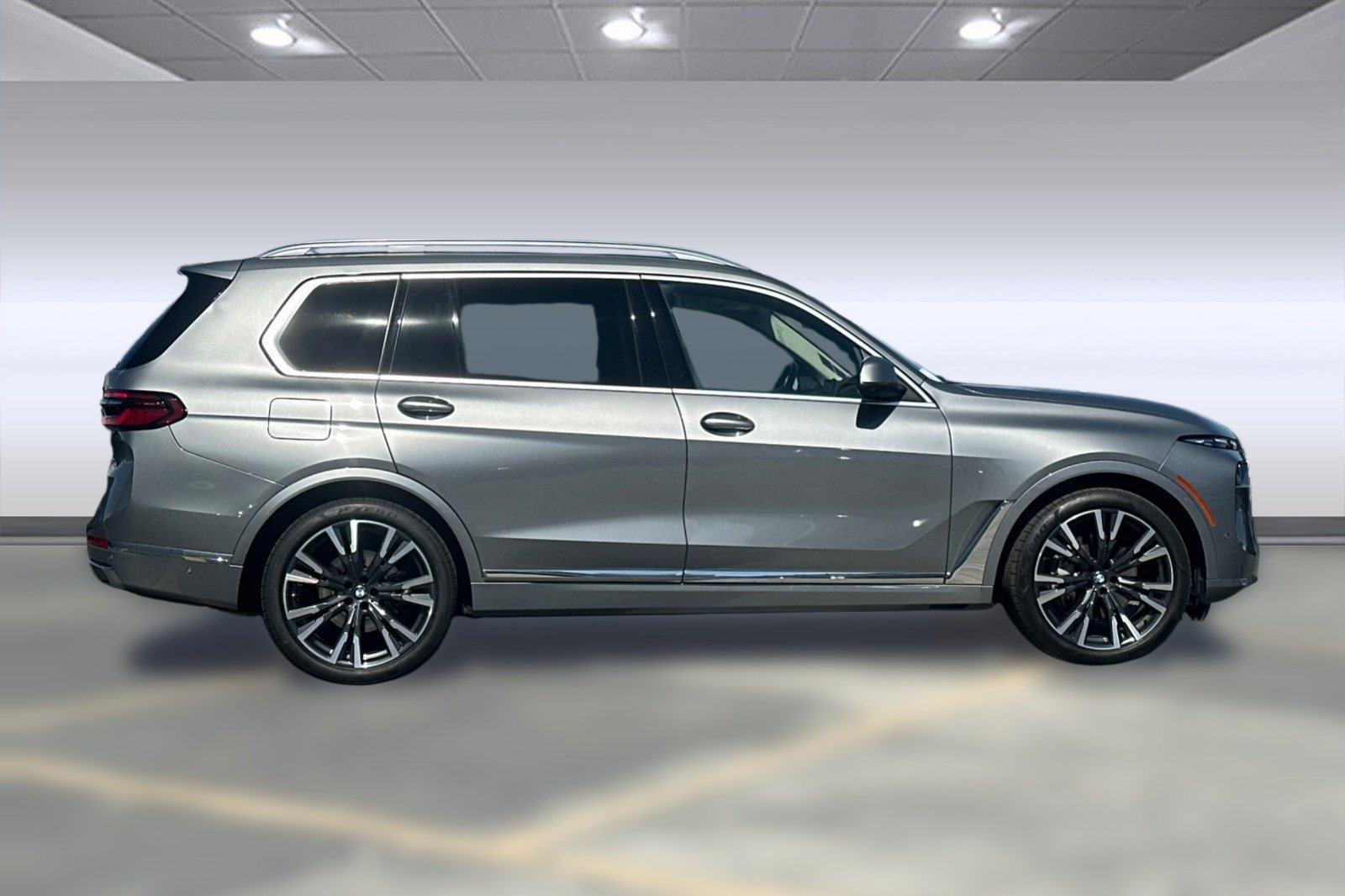 Used 2024 BMW X7 xDrive40i AWD/4WD image 8