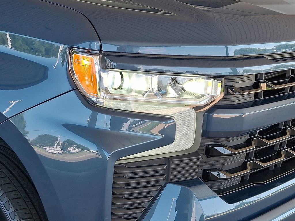 Certified 2024 Chevrolet Silverado 1500 RST AWD/4WD image 9