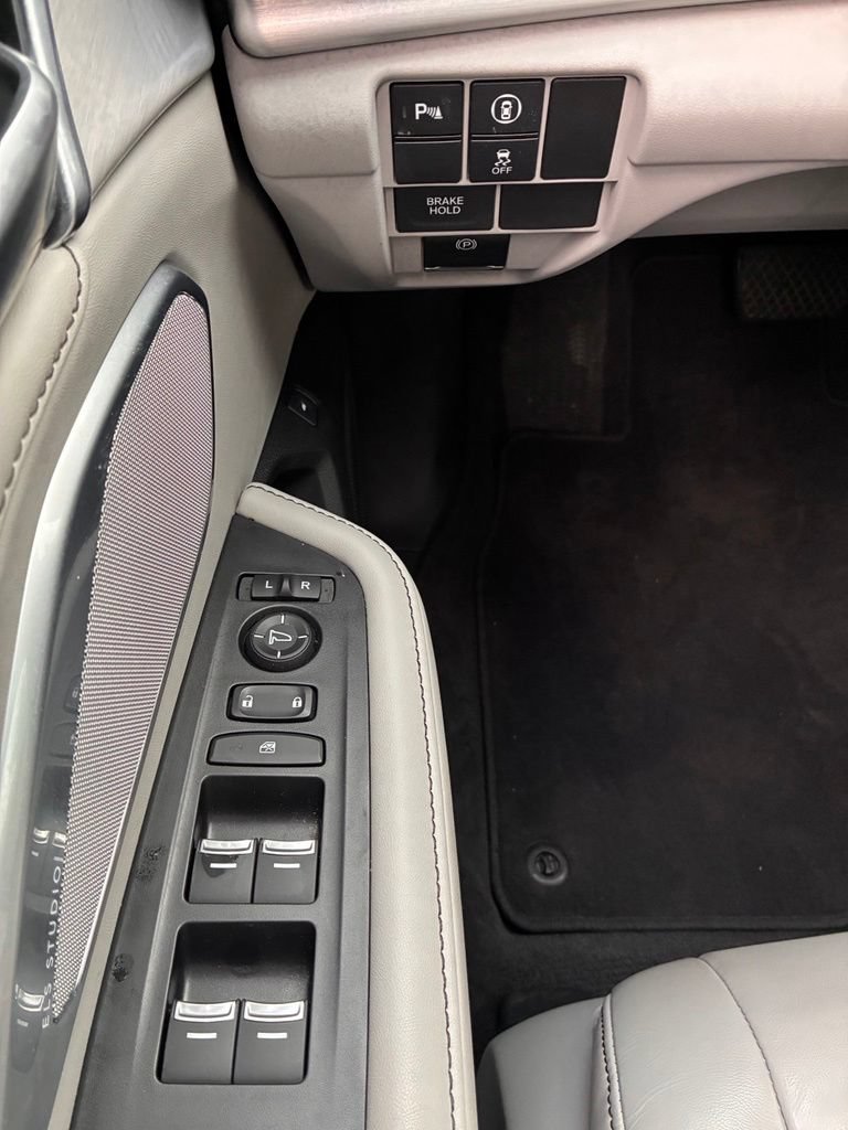 Used 2023 Acura RDX w/ Technology Package AWD/4WD image 29