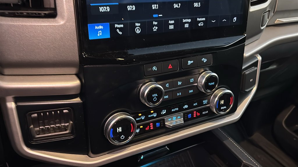 Used 2024 Ford Expedition Max XLT AWD/4WD image 18
