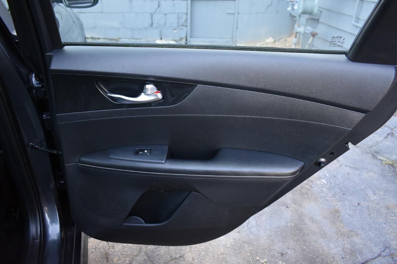 Used 2020 Kia Forte GT-Line FWD image 32