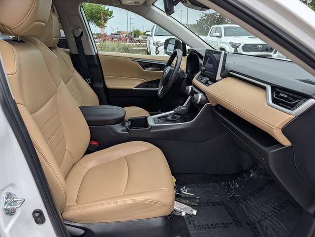 Used 2023 Toyota RAV4 XLE Premium FWD image 33