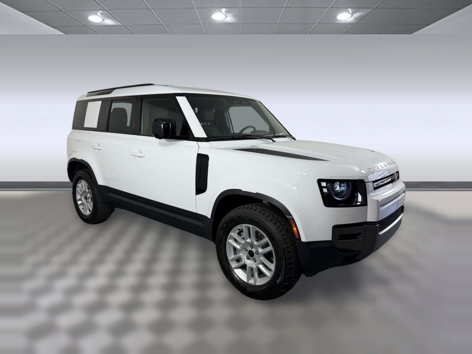Used 2026 Land Rover Defender 110 S AWD/4WD image 7