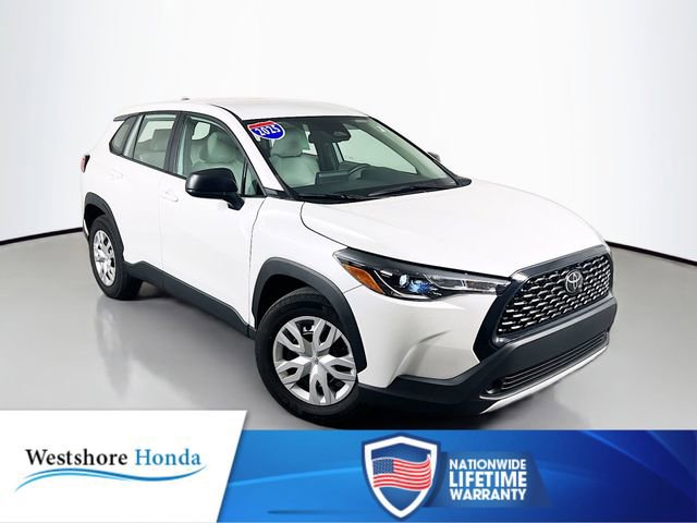 Used 2025 Toyota Corolla Cross L image 1