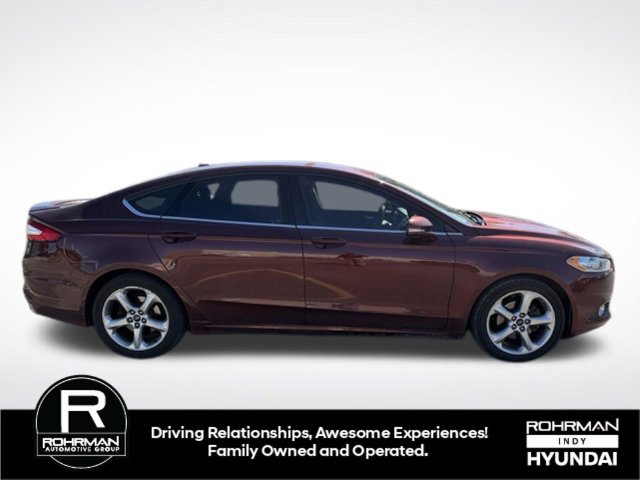 Used 2016 Ford Fusion SE FWD image 5