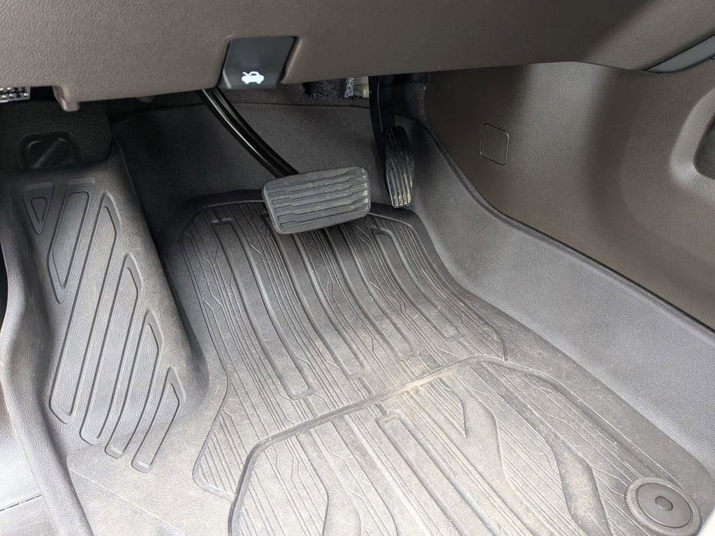 Used 2022 GMC Sierra 2500 SLT image 16