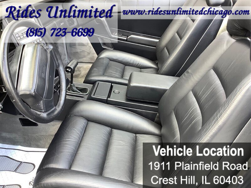 Used 1990 Cadillac Allante FWD image 11