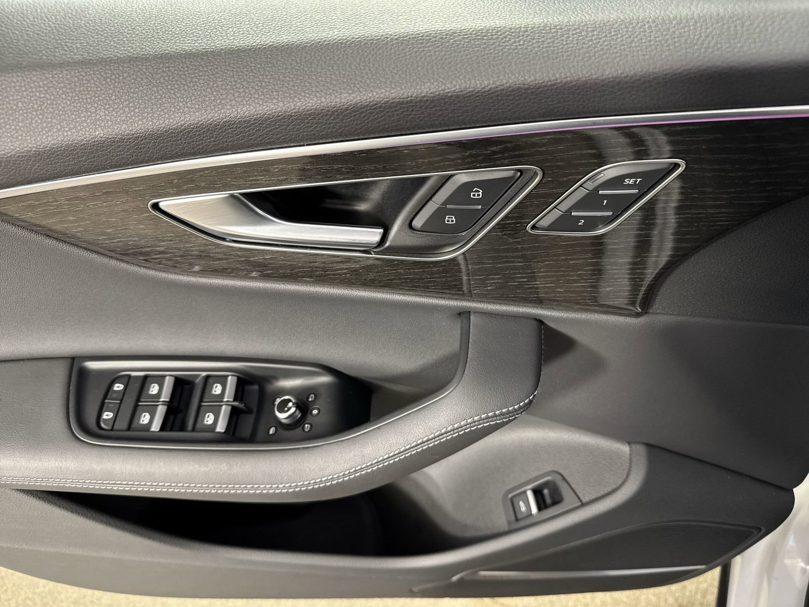 Used 2025 Audi Q7 3.0T Premium Plus image 20