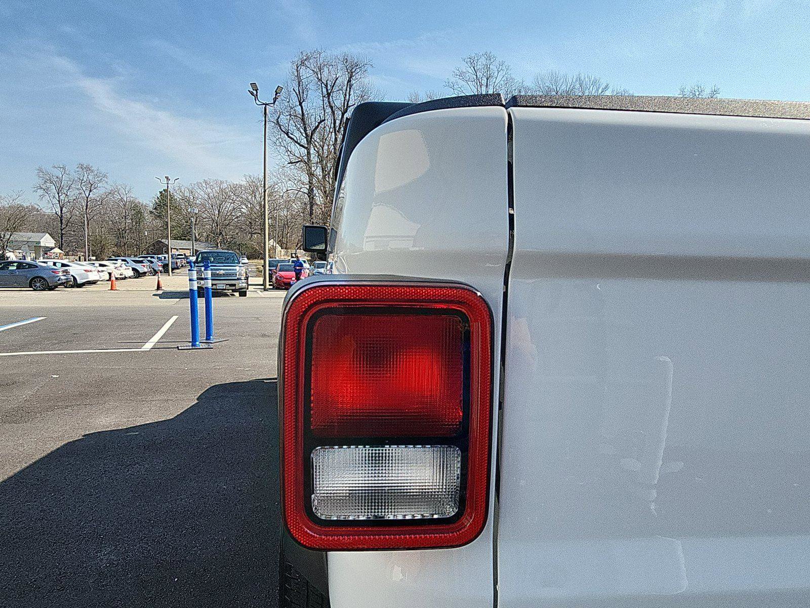 Used 2023 Jeep Gladiator Sport w/ Trailer Tow Package image 12