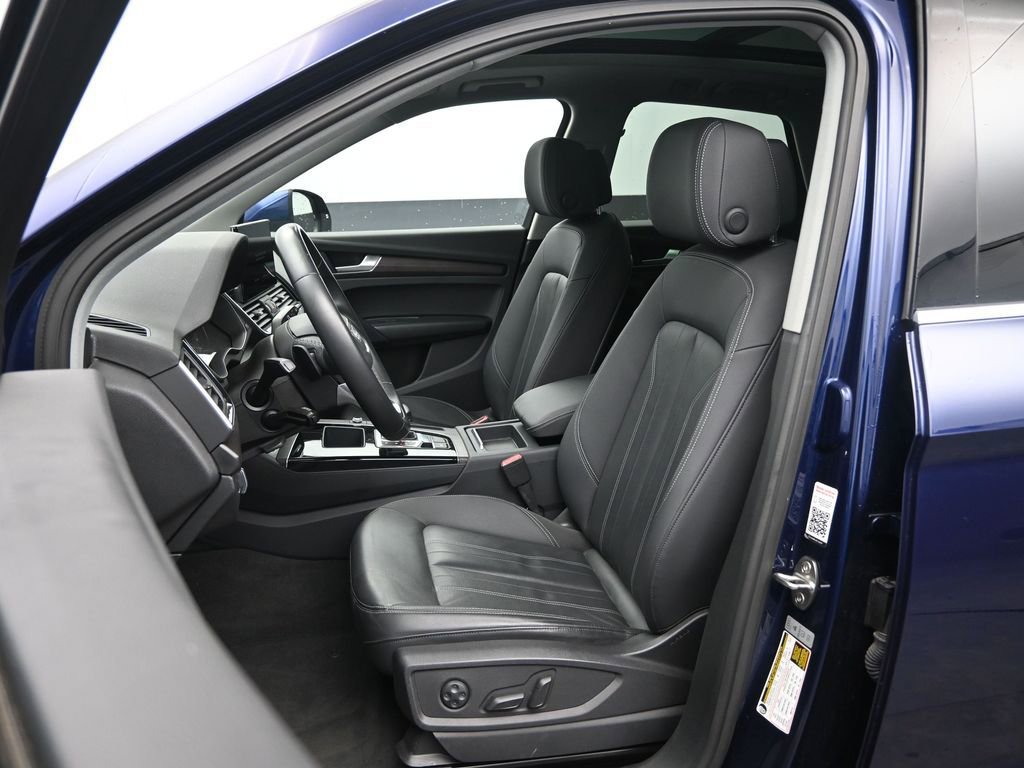 Used 2022 Audi Q5 2.0T Premium w/ Convenience Package image 25
