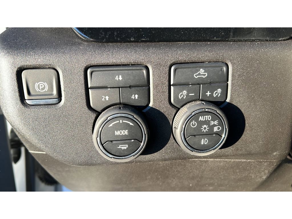 Certified 2025 Chevrolet Silverado 2500 LT w/ Convenience Package image 22