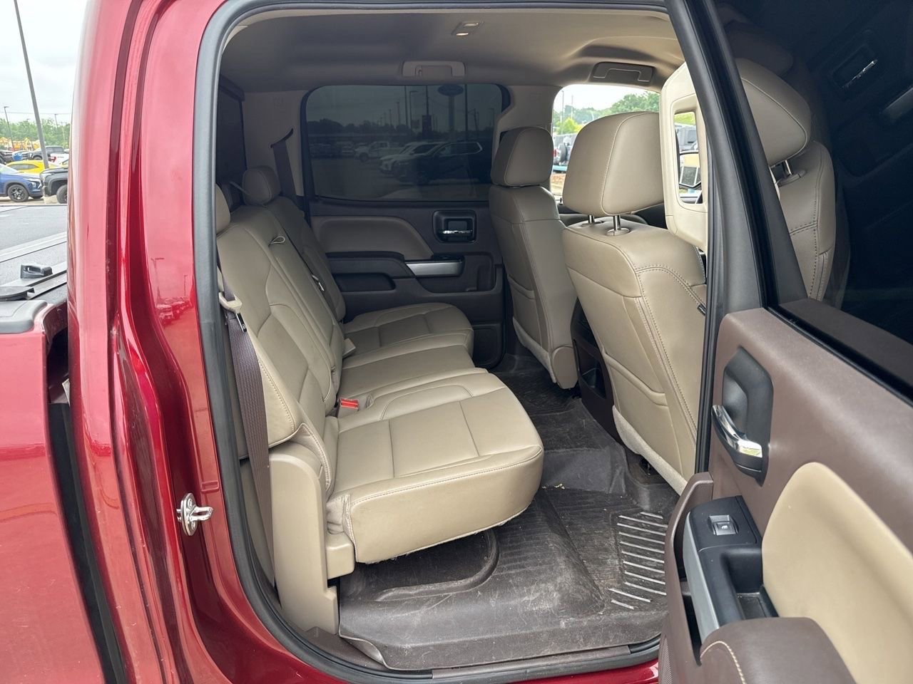 Used 2017 Chevrolet Silverado 1500 LTZ Z71 w/ LTZ Plus Package AWD/4WD image 11
