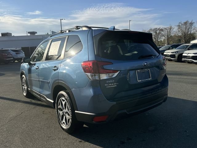 Used 2021 Subaru Forester Premium image 3
