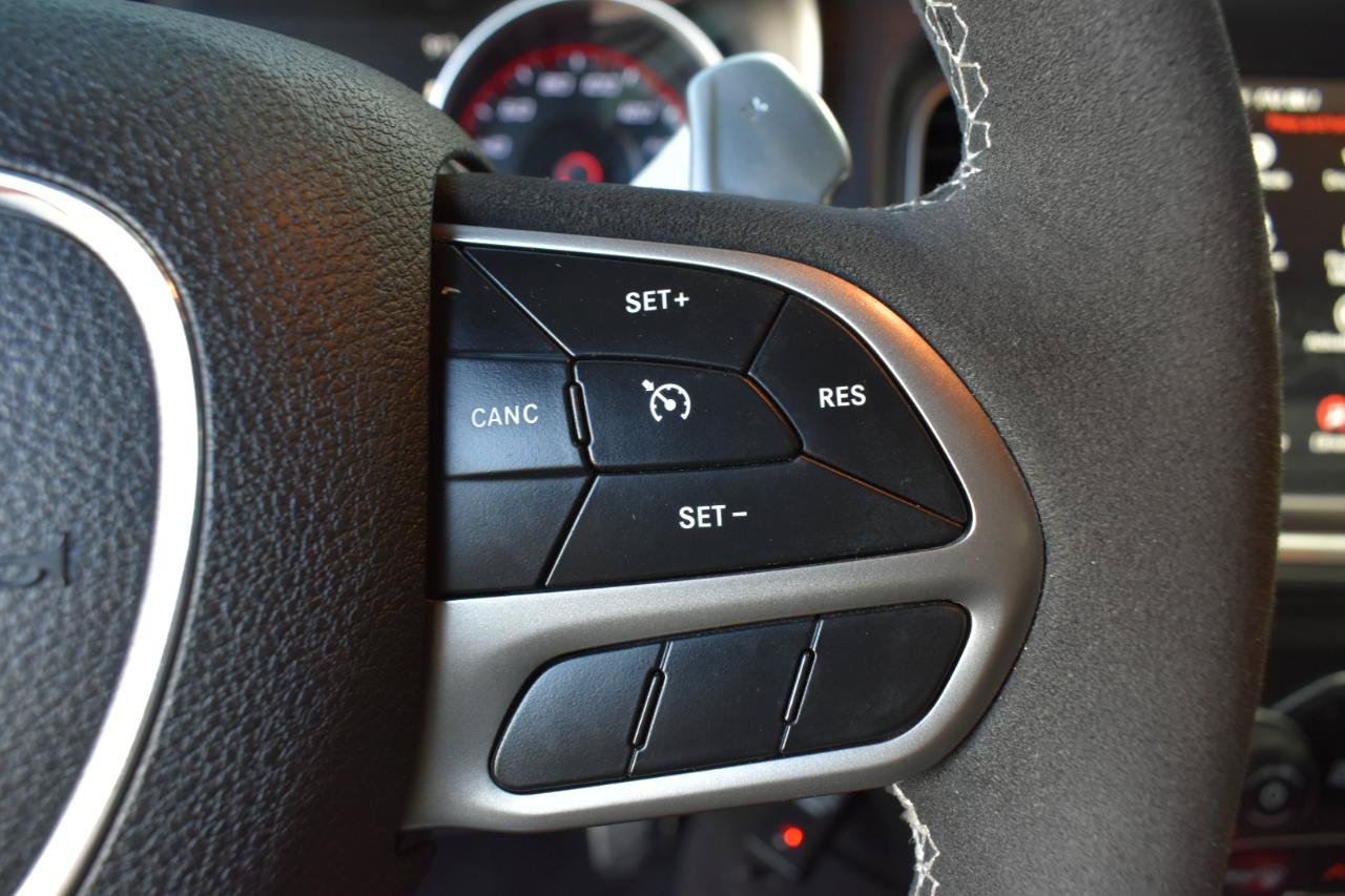 Used 2019 Dodge Charger Scat Pack w/ Dynamics Package RWD image 16