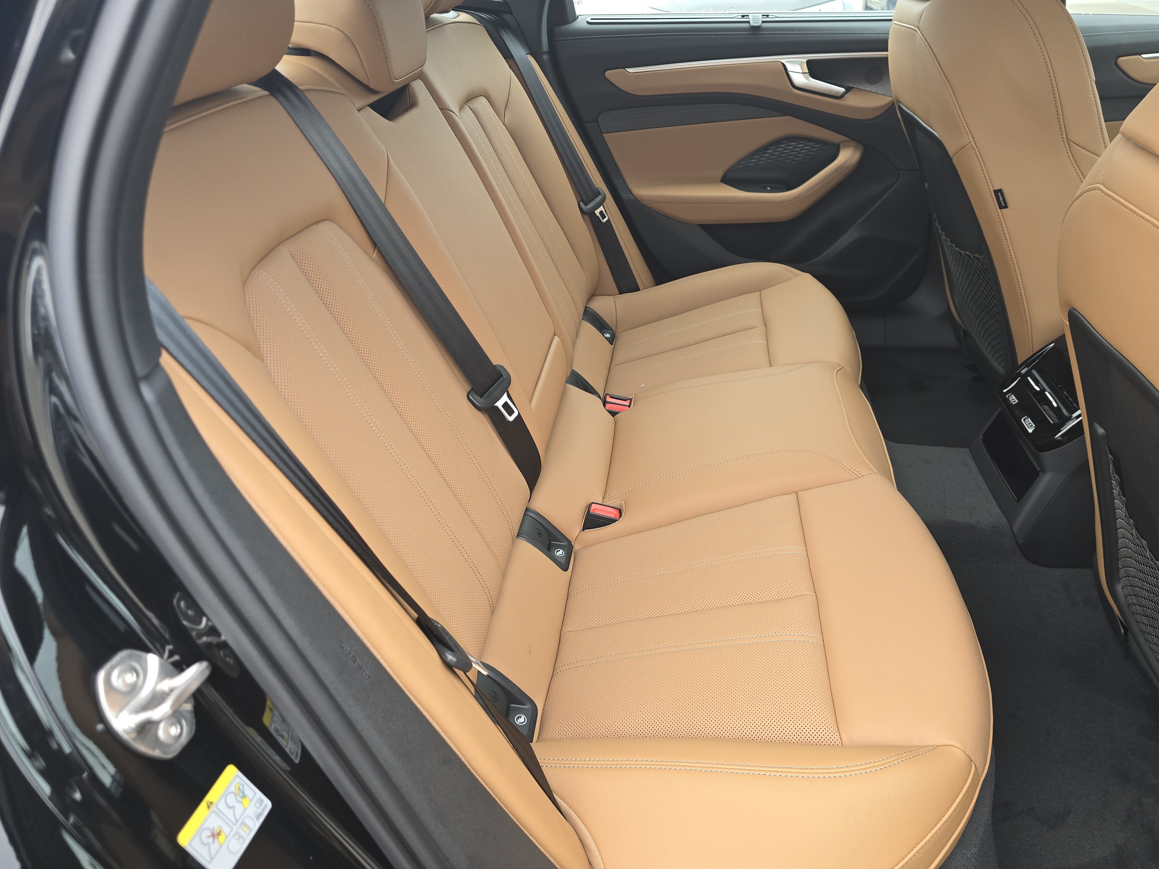 New 2026 Audi A6 Premium Plus AWD/4WD image 18