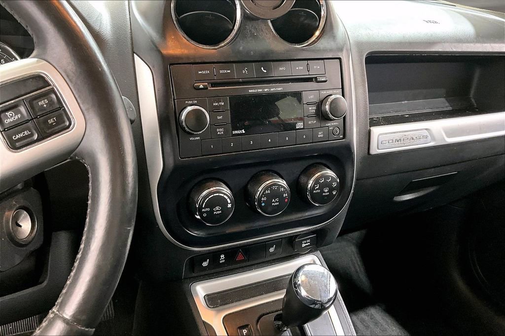 Used 2016 Jeep Compass High Altitude FWD image 6
