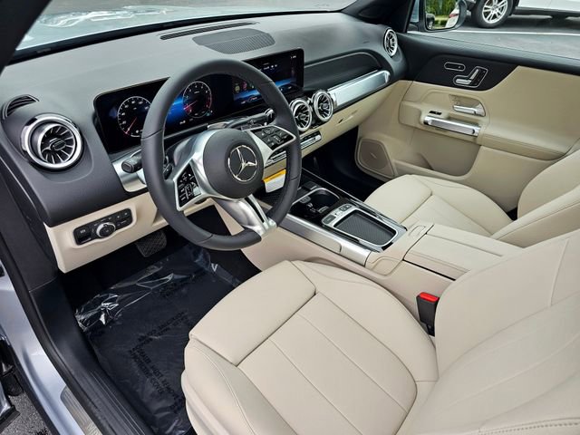 New 2026 Mercedes-Benz GLB 250 4MATIC image 14